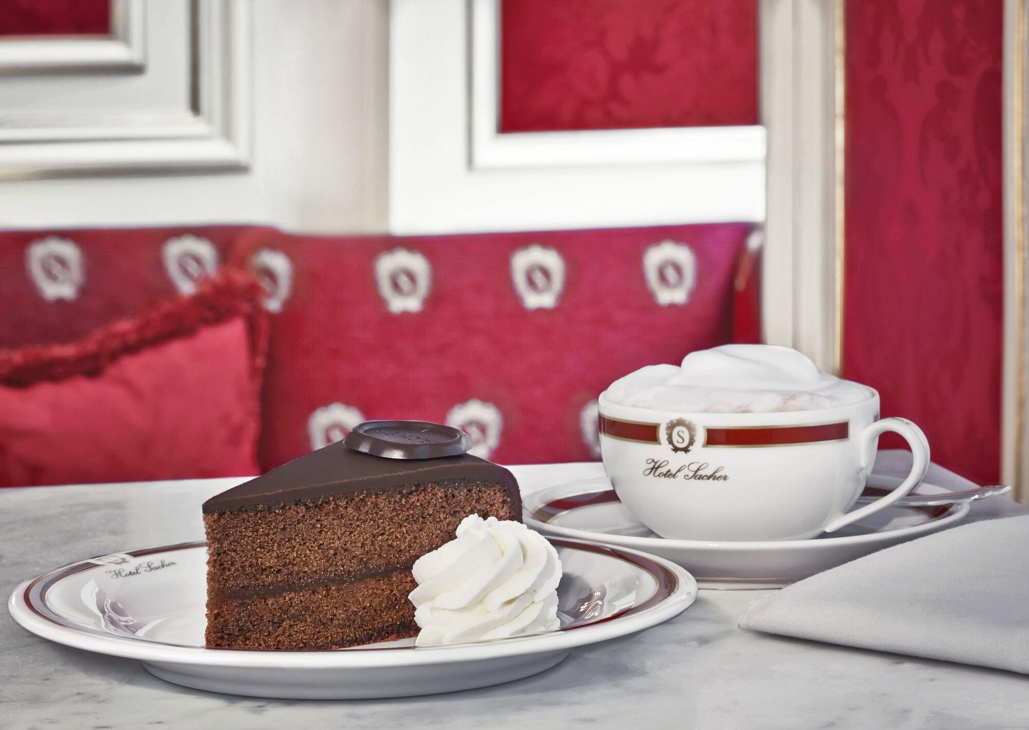호텔 자허 잘츠부르크 외부 사진 Sacher Torte